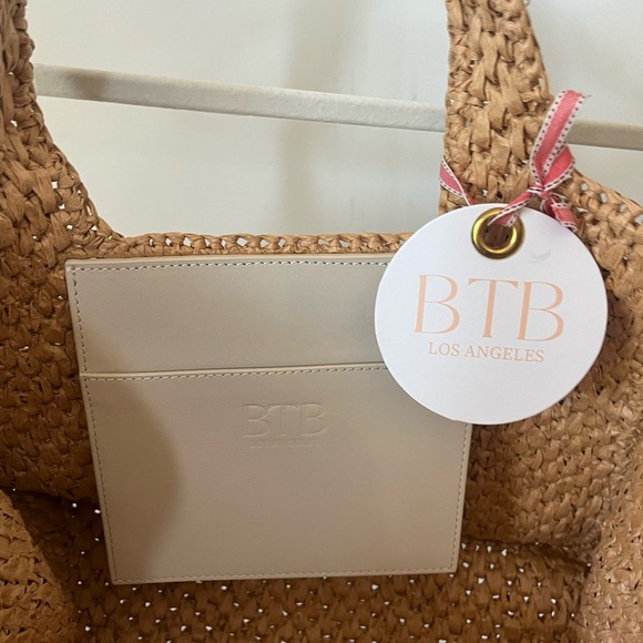 BTB LOS ANGELES AZALIA TOTE - Picture 3 of 3